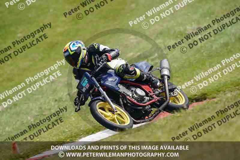 cadwell no limits trackday;cadwell park;cadwell park photographs;cadwell trackday photographs;enduro digital images;event digital images;eventdigitalimages;no limits trackdays;peter wileman photography;racing digital images;trackday digital images;trackday photos